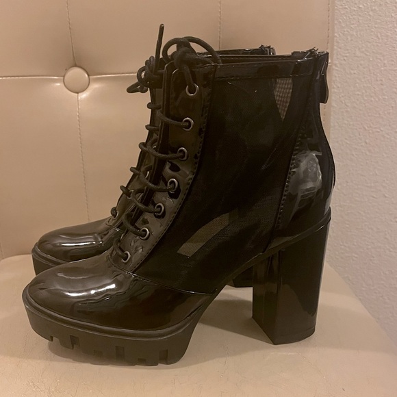 Forever 21 booties - Picture 2 of 3